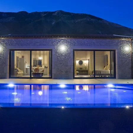 Casa Assisi Luxury New With Private Pool 别墅