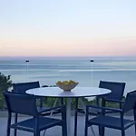 Casa Assisi Luxury New With Private Pool Вилла Plateies